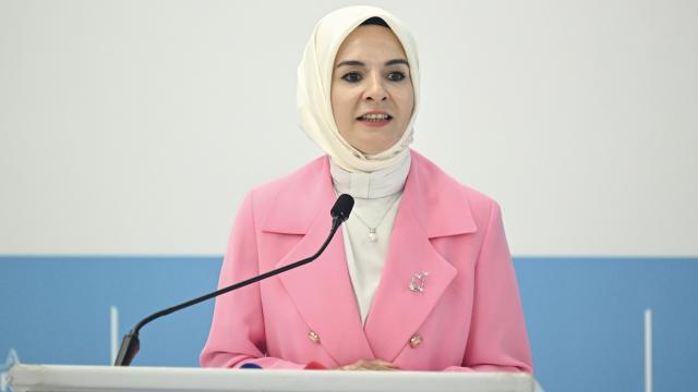 Bakan Göktaş, Özlale'nin Fon Soruşturması İddiasına Çamur Siyasetini Kınadı